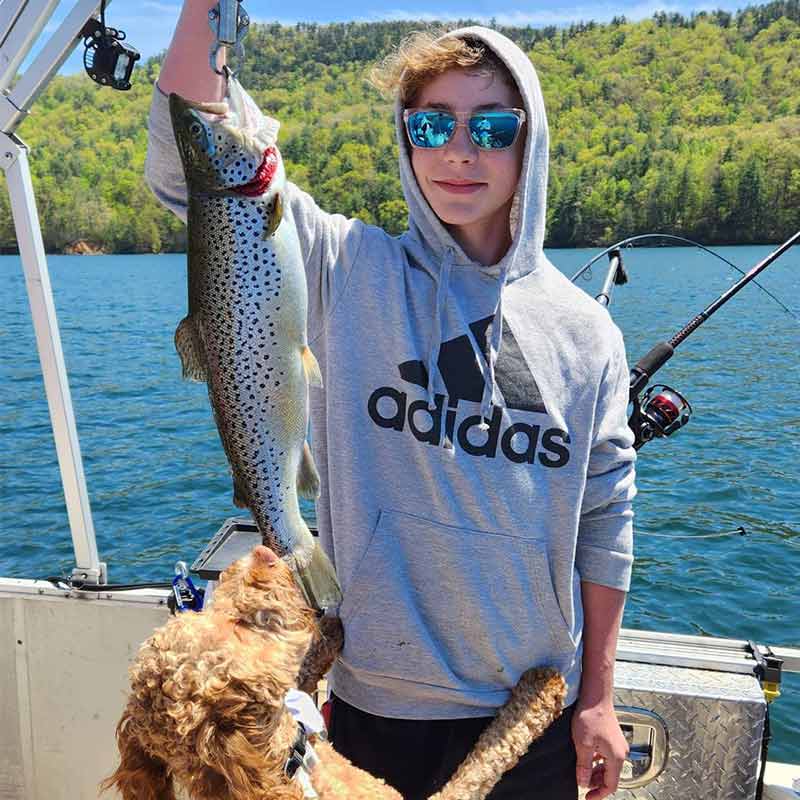 AHQ INSIDER Lake Jocassee (SC) 2023 Week 15 Fishing Report – Updated April 11