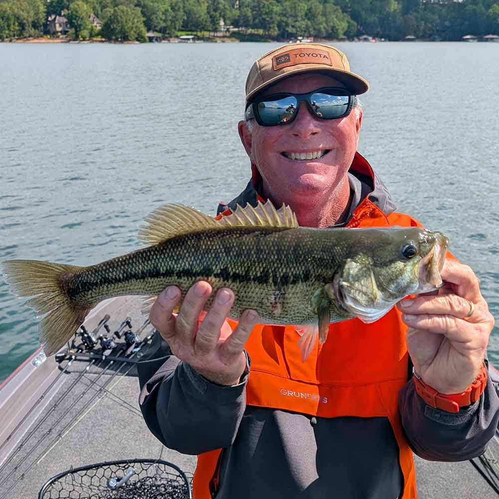 AHQ INSIDER Lake Keowee (SC) 2025 Week 20 Fishing Report - Updated May 14