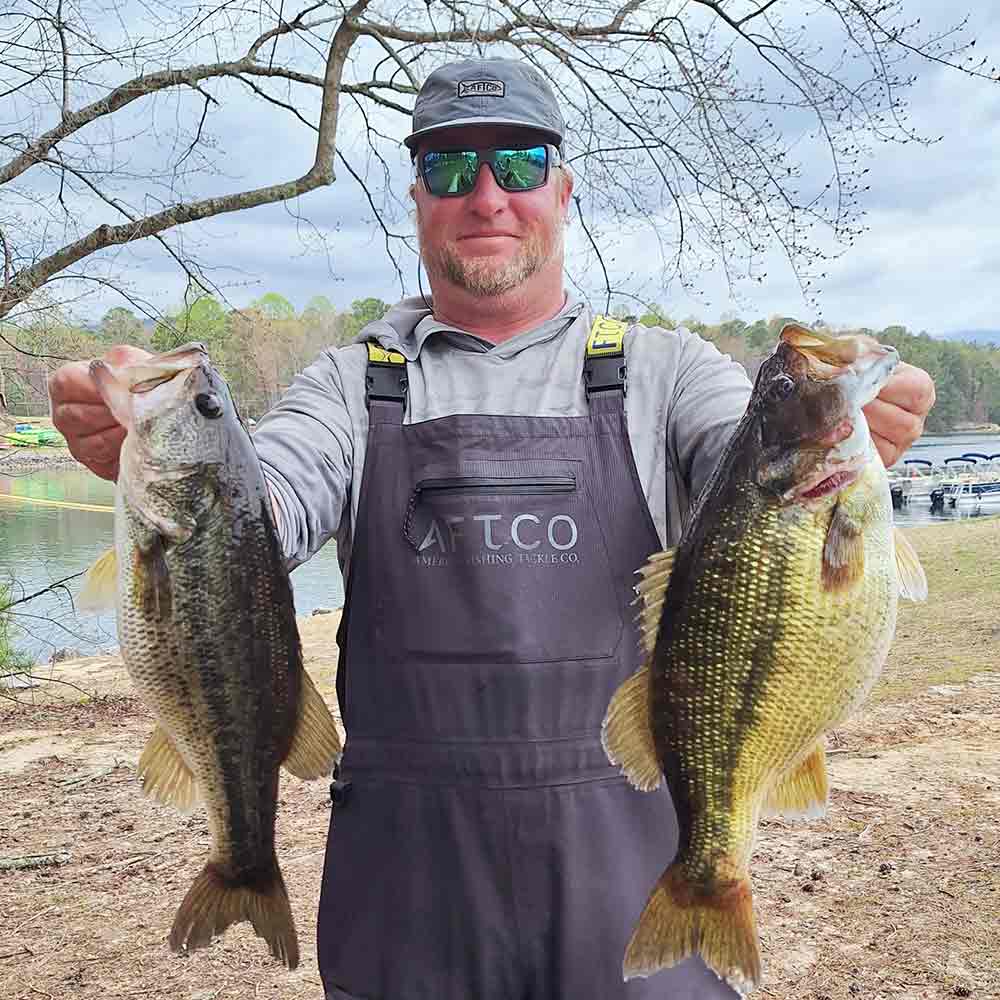 Joe Anders doesn't target skinny bass