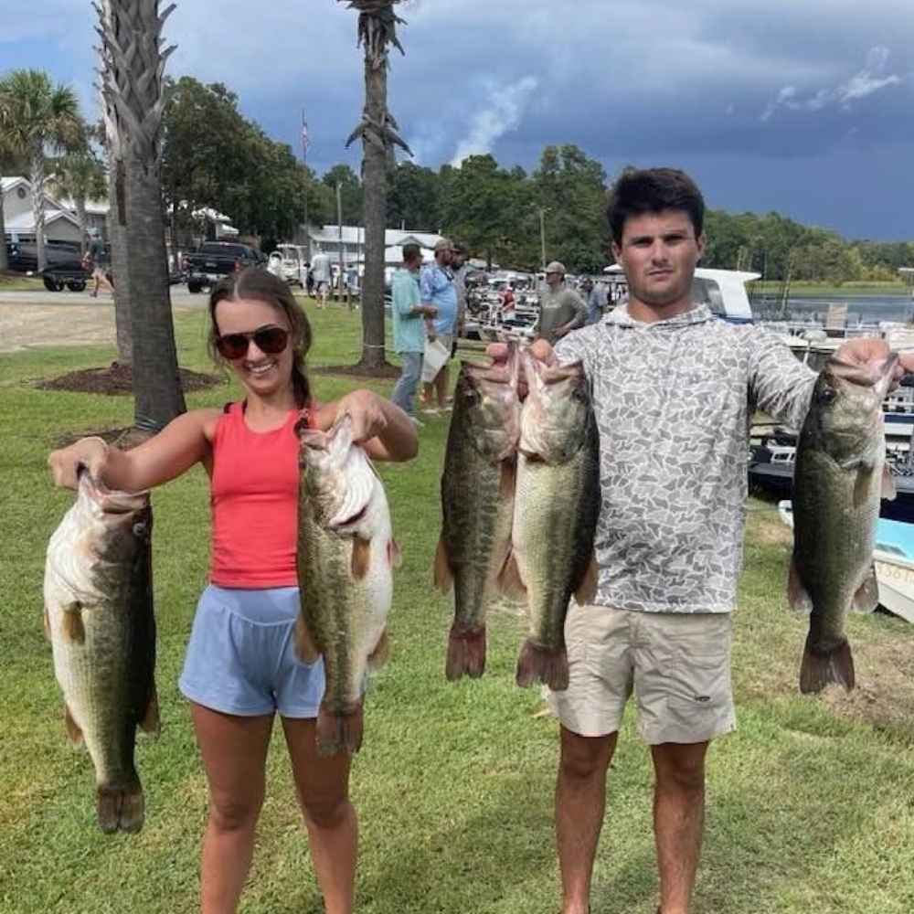 Jenna Johnson & Bennett Lawshe with their winning bag Saturday